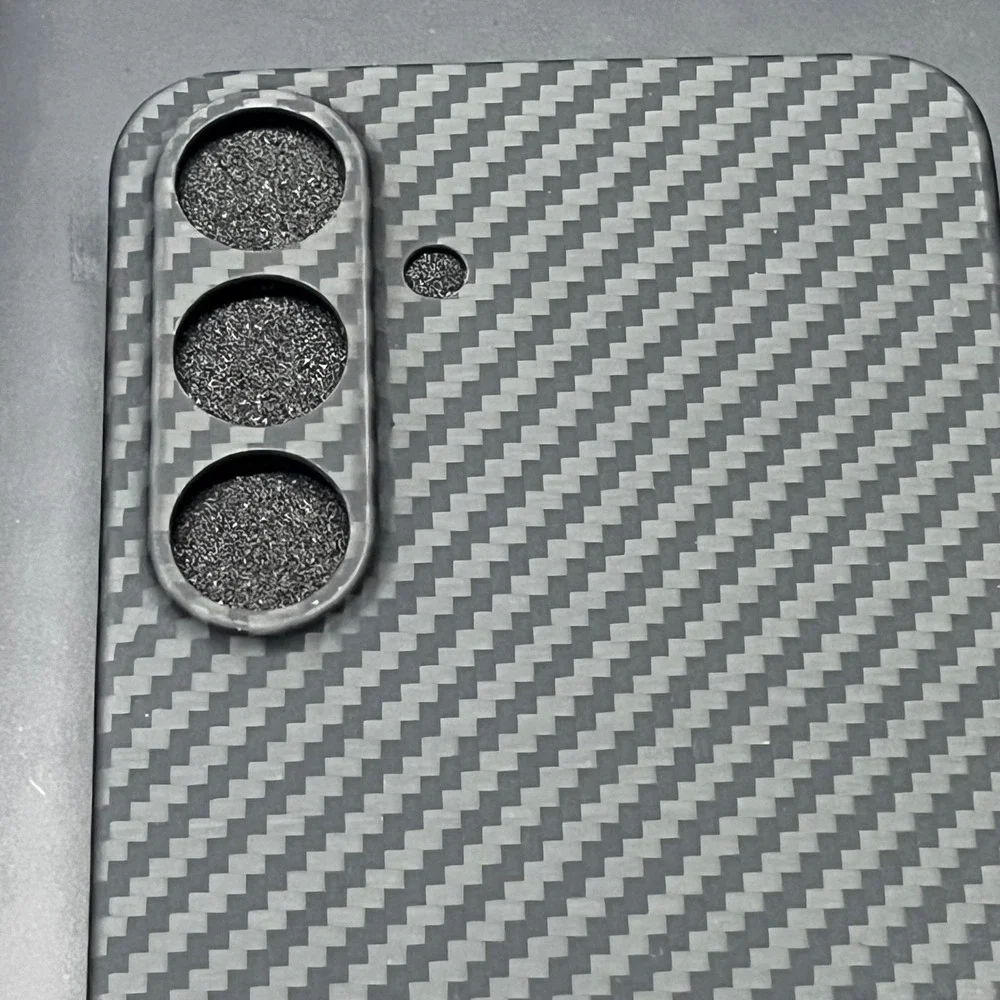Latercase Carbon Fiber Phone Case Samsung Galaxy S25 Plus Classic Thin Open Box
